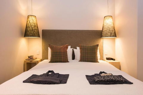 Perry Street Hotel - Accommodation QLD 4