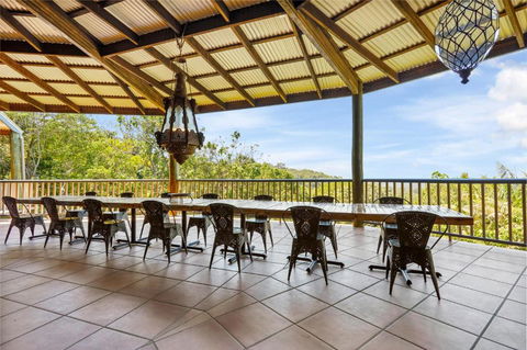 Aquila Retreat - Accommodation QLD 2