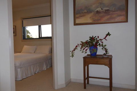 A Colourcity Apartments - Accommodation QLD 5