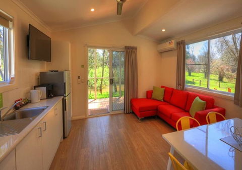 Yea Riverside Caravan Park - Accommodation QLD 6