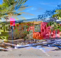 Econo Lodge Karratha - Accommodation QLD