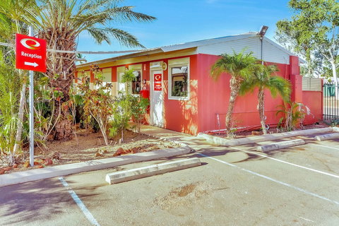 Econo Lodge Karratha - Accommodation QLD 3