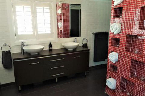 Barossa Vista - Accommodation QLD 7