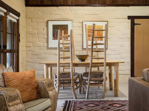 Italian Hill Garden Villa - Accommodation QLD 6