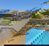 On the Bay Apartments - Accommodation QLD