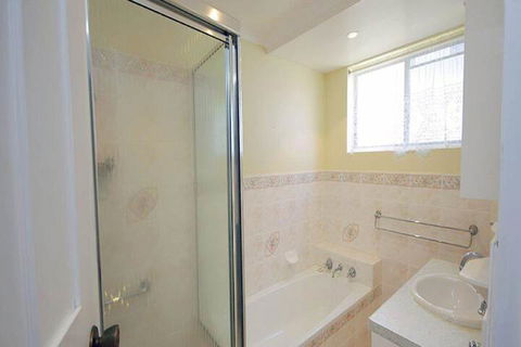 Avilla Court 1 - Accommodation QLD 1