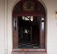 Southern Railway Hotel - Accommodation QLD