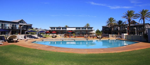 Mantarays Ningaloo Beach Resort - Accommodation QLD 6