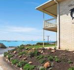 The Dolphins Beachfront Apartments - Accommodation QLD
