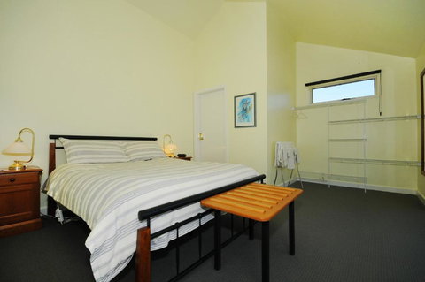 Jilba - Accommodation QLD 5