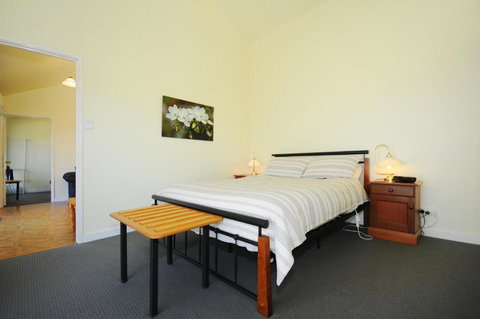 Jilba - Accommodation QLD 1