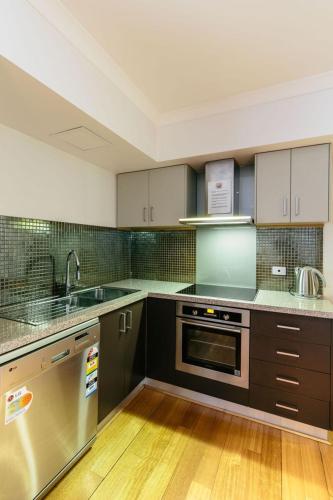Wray Callan Apartments - Accommodation QLD 0