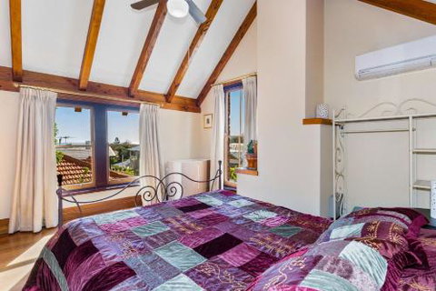 100 On South Callan Apartments - Accommodation QLD 2