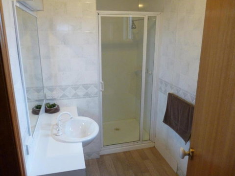 Wodonga Caravan & Cabin Park - Accommodation QLD 3