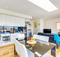 Bellerive Marina View Apartments NO 27 - Accommodation QLD
