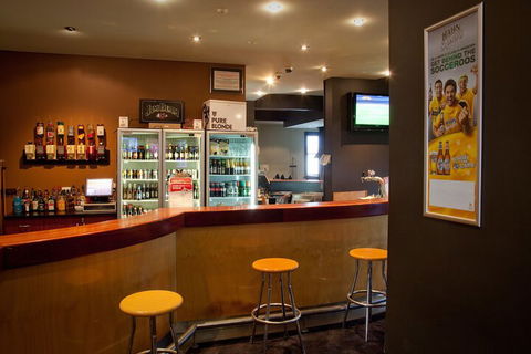 Cross Keys Hotel - Accommodation QLD 4