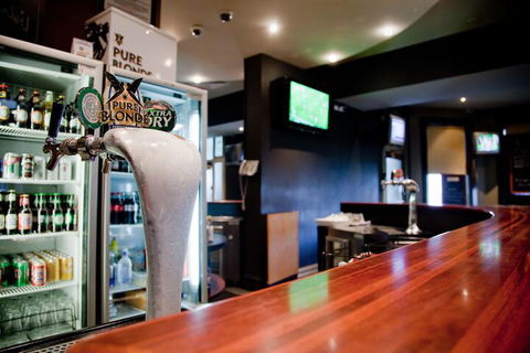 Cross Keys Hotel - Accommodation QLD 3