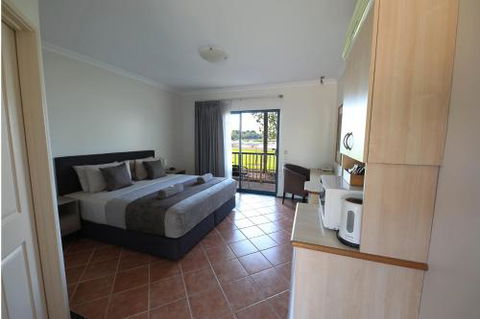 Lakeview Apartments - Accommodation QLD 4