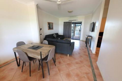 Lakeview Apartments - Accommodation QLD 3