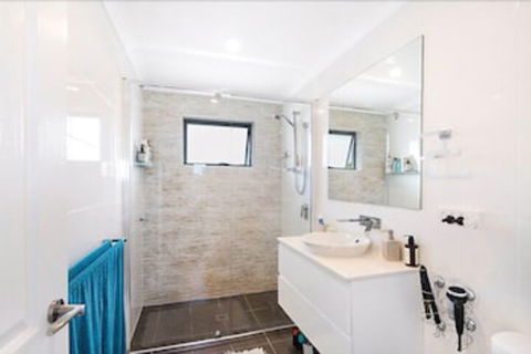 Koonah Townhouse - Accommodation QLD 5