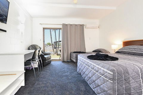 Aaron Motel - Accommodation QLD 5
