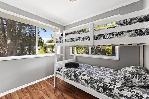 Flynns Beach Caravan Park - Accommodation QLD 2