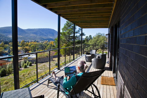 New Norfolk Apartments - Accommodation QLD 3