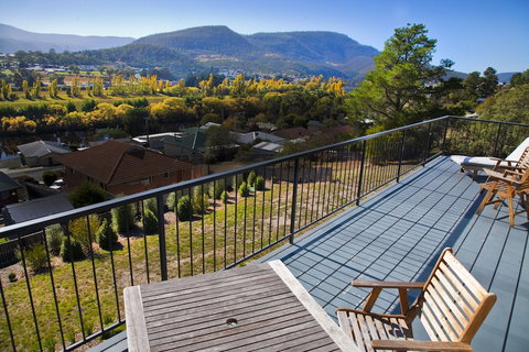 New Norfolk Apartments - Accommodation QLD 4