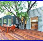 Whatmans Beach House - Accommodation QLD
