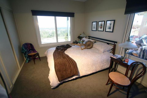 Longview Holiday Let - Accommodation QLD 2
