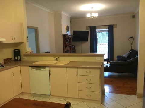 Jasons Place - Accommodation QLD 3