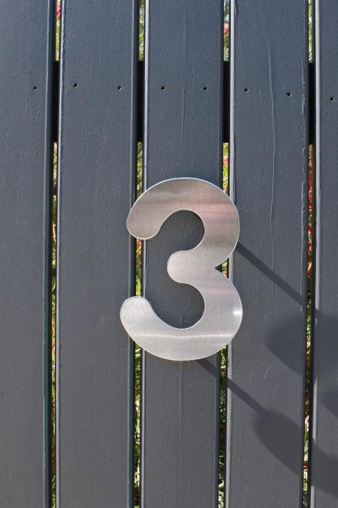 Capella Villa No. 3 Luxurious Beachside Style - Accommodation QLD 4