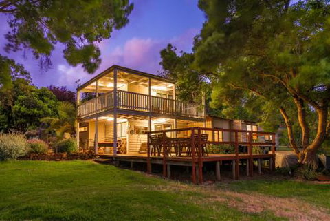 Chestnut Brae Farmstay - Accommodation QLD 3
