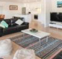 Wirraway Luxury Chalet - Accommodation QLD