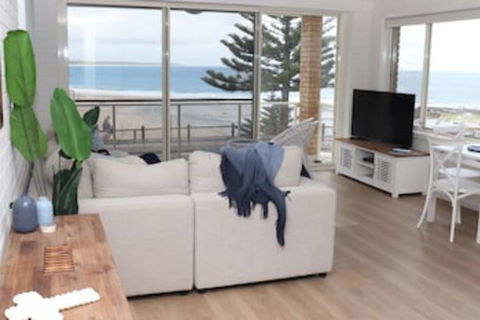 Waterviews On Marine Parade 3 / 32 - Accommodation QLD 0