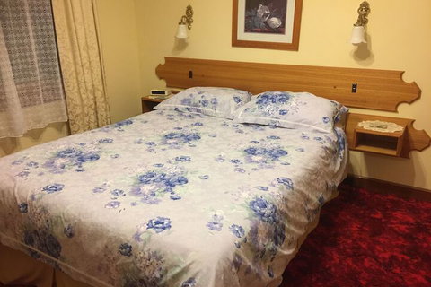 Oast Inn - Accommodation QLD 6