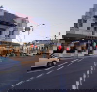 Charing Cross Hotel - Accommodation QLD