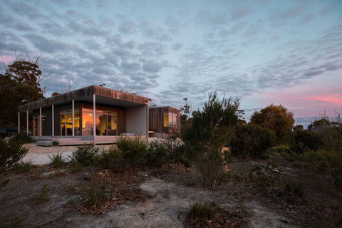 Aplite House - Accommodation QLD 7