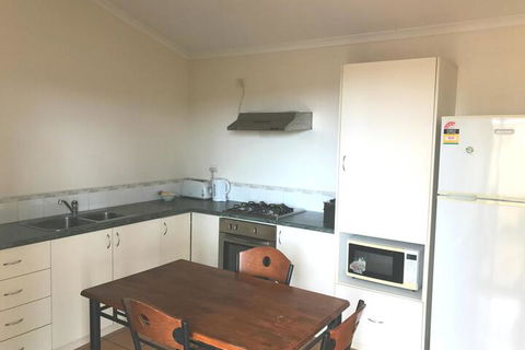 AAOK Karratha Caravan Park - Accommodation QLD 4
