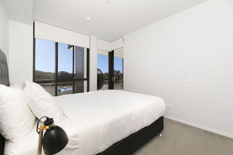 SOKO Waterfront - Accommodation QLD 3