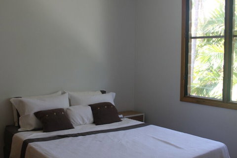 Beach House On Fox - Accommodation QLD 6