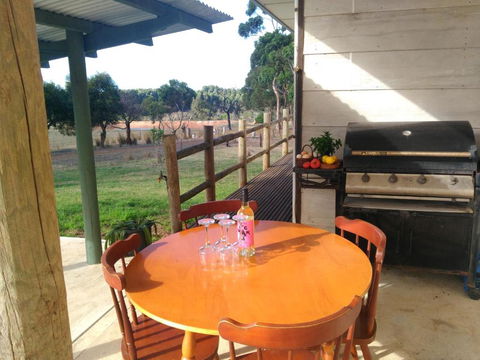 Heartland Hideaway - Accommodation QLD 5