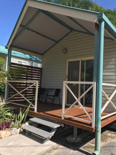 Kingfisher Caravan Park - Accommodation QLD 1