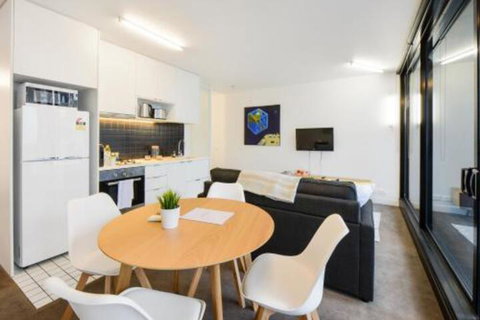 Canvas Suites On Abeckett - Accommodation QLD 6