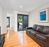 Inn Off The Reef - Accommodation QLD