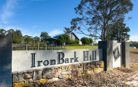 Ironbark Villa 4 - Accommodation QLD 4