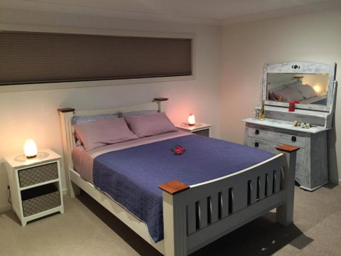 Paradise By The Bay - Accommodation QLD 3