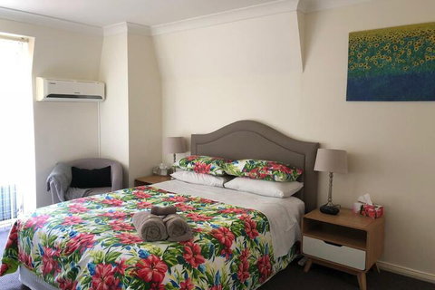 Caulta Apartments - Accommodation QLD 7