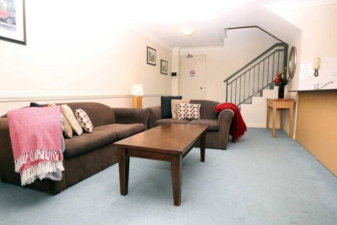 Caulta Apartments - Accommodation QLD 5