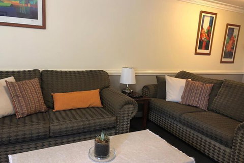 Caulta Apartments - Accommodation QLD 3